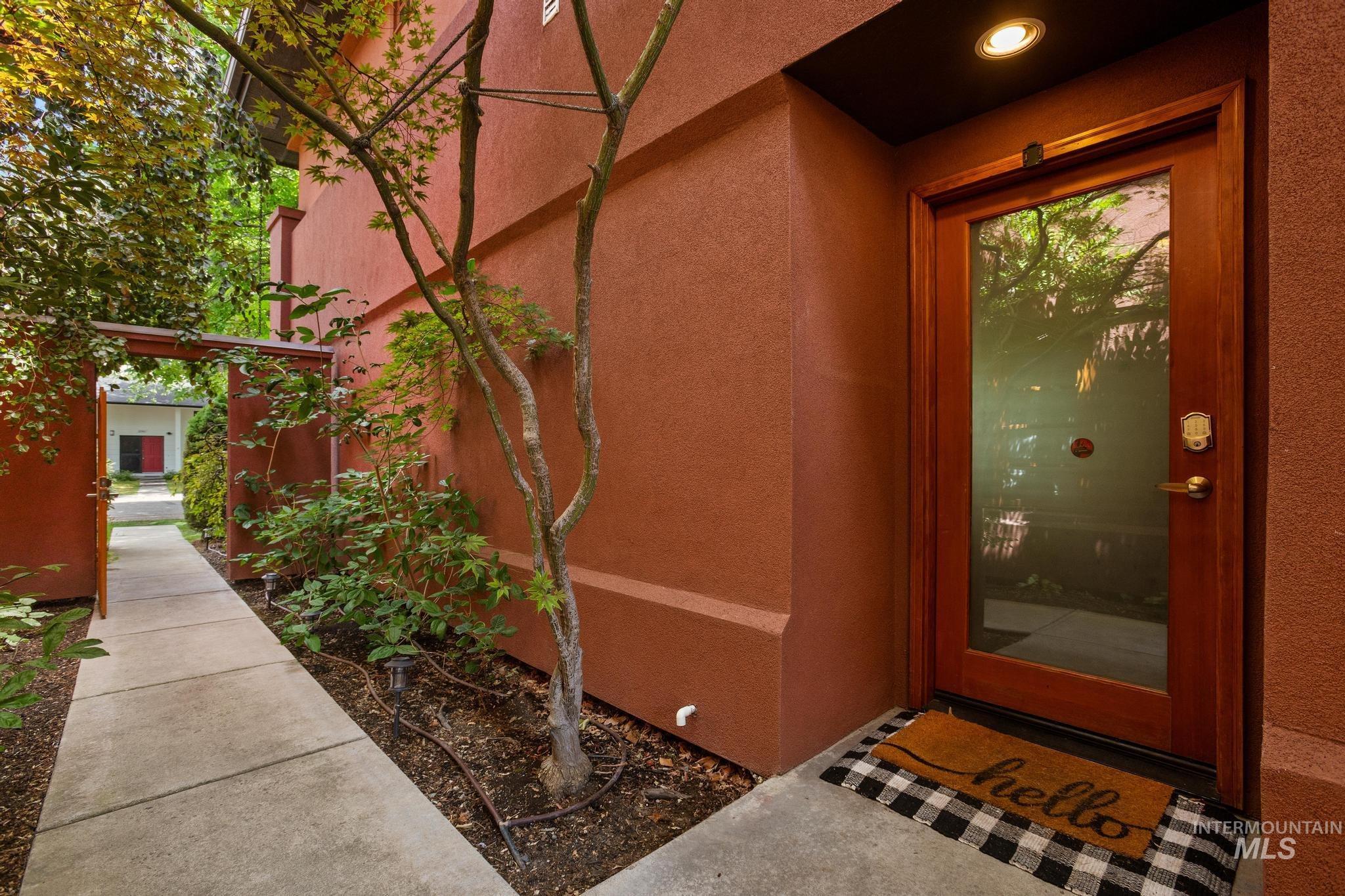 2105 N 33rd, Boise, Idaho 83703, 2 Bedrooms, 2.5 Bathrooms, Residential For Sale, Price $599,000,MLS 98991718