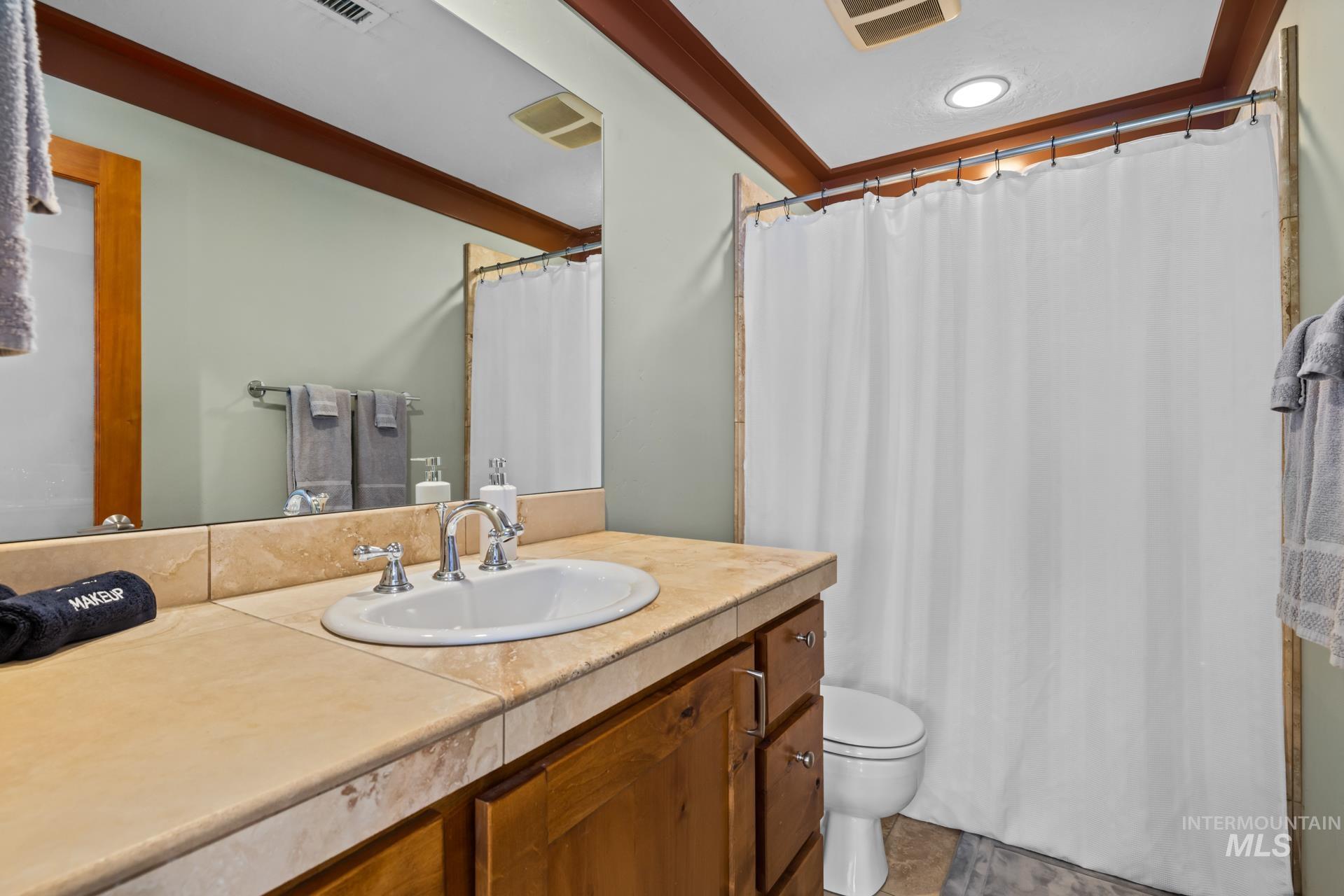2105 N 33rd, Boise, Idaho 83703, 2 Bedrooms, 2.5 Bathrooms, Residential For Sale, Price $599,000,MLS 98991718