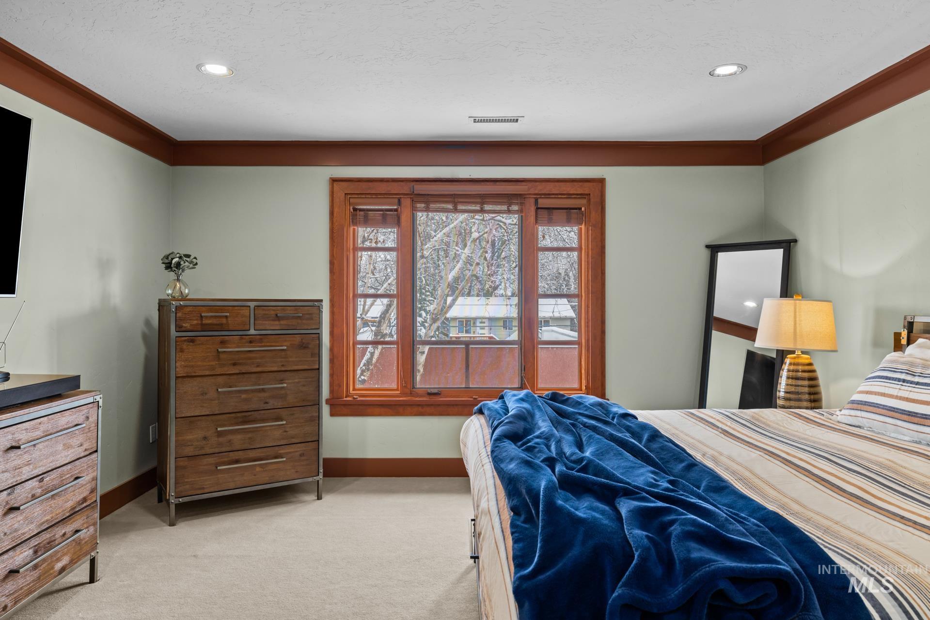 2105 N 33rd, Boise, Idaho 83703, 2 Bedrooms, 2.5 Bathrooms, Residential For Sale, Price $599,000,MLS 98991718