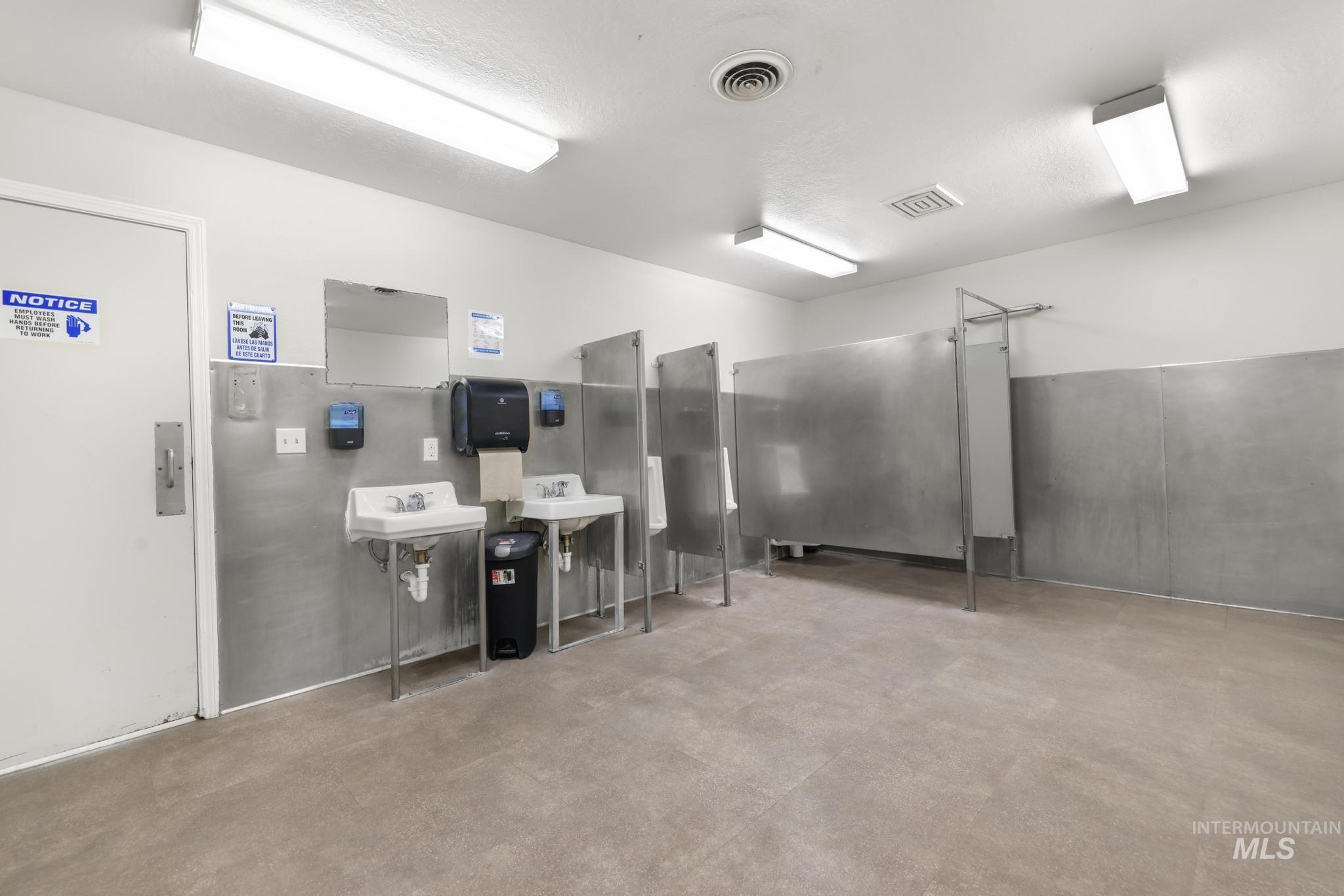 4074 N 2000 E, Filer, Idaho 83328, Business/Commercial For Sale, Price $2,795,000,MLS 98991720