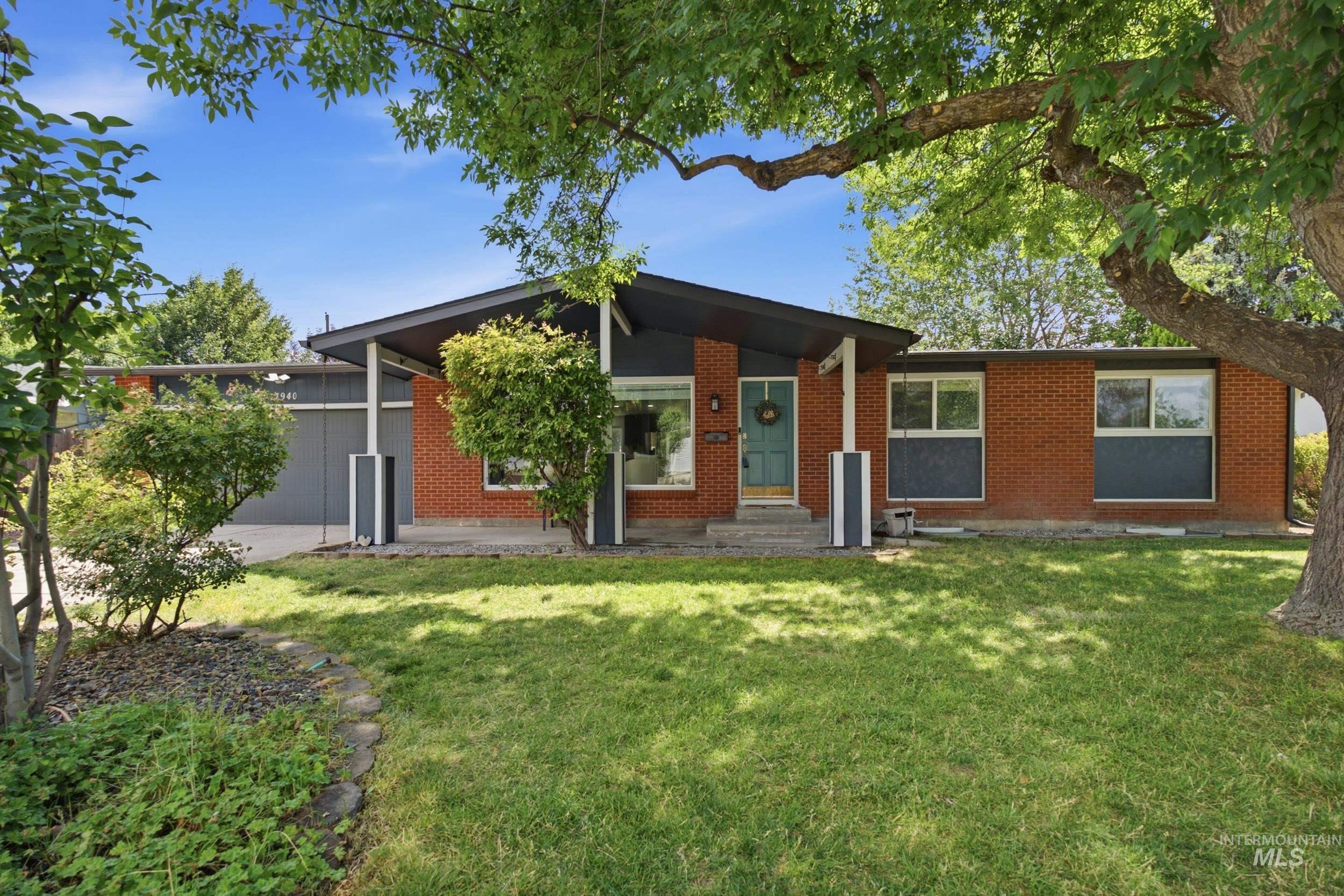 7940 W Galena Dr, Boise, Idaho 83709, 5 Bedrooms, 3 Bathrooms, Residential For Sale, Price $659,900, 98991721