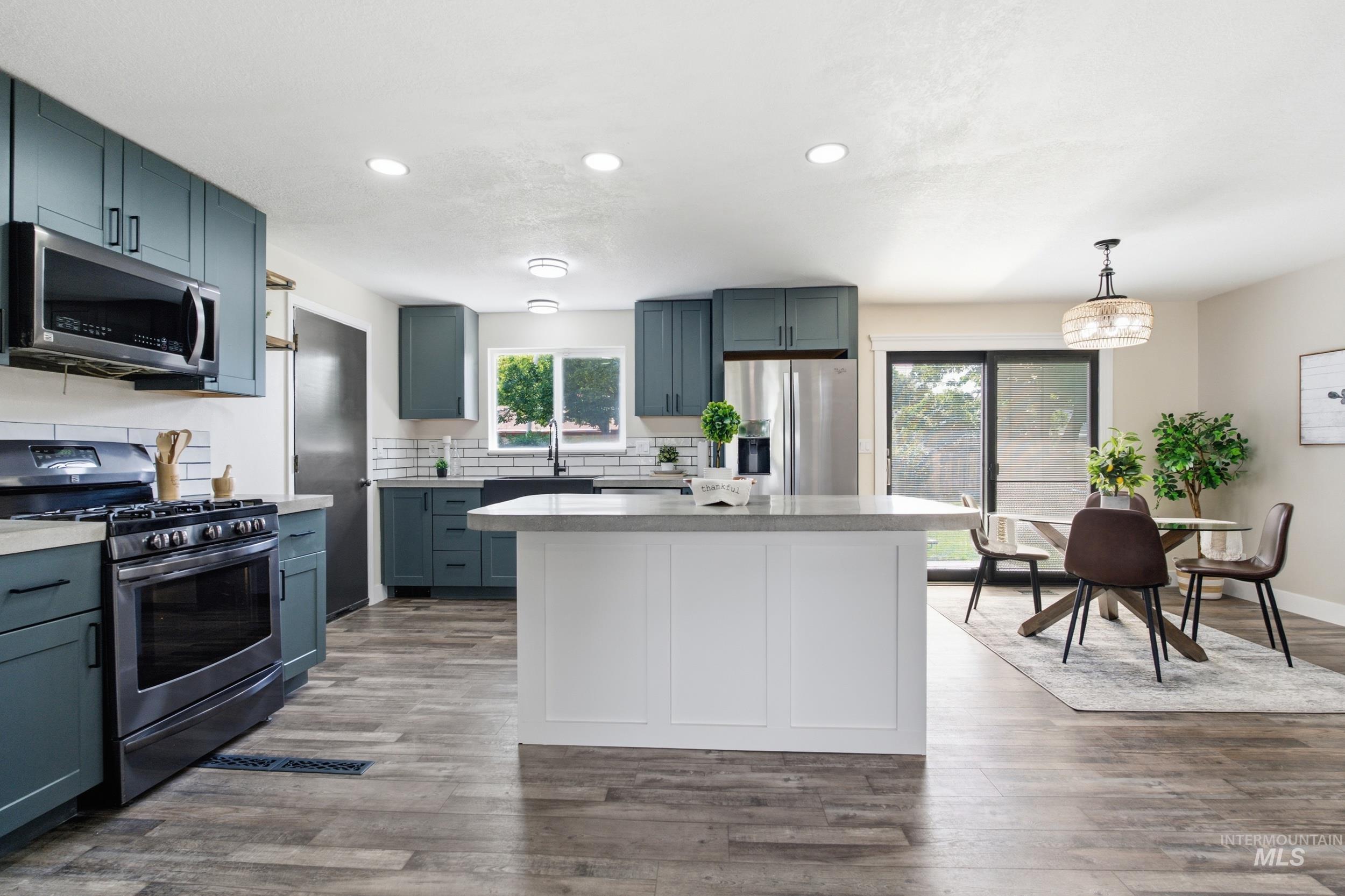 7940 W Galena Dr, Boise, Idaho 83709, 5 Bedrooms, 3 Bathrooms, Residential For Sale, Price $659,900, 98991721