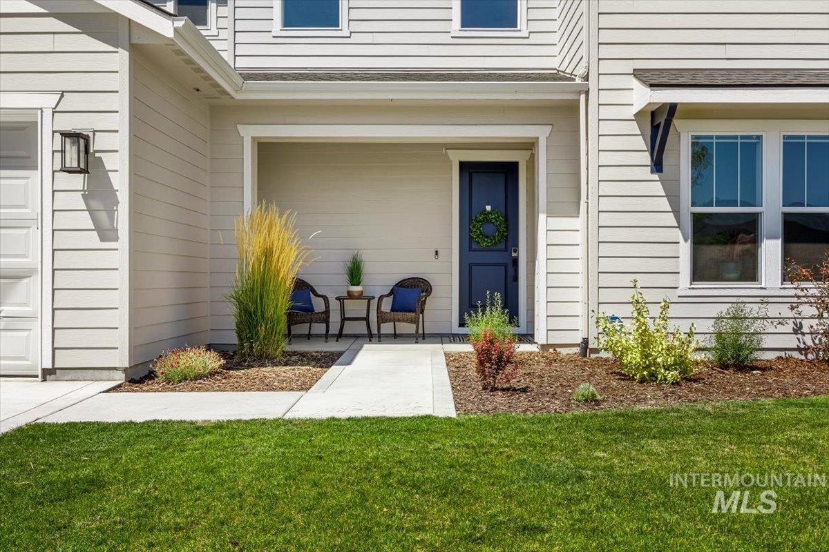 10984 W Collina Vista Dr, Star, Idaho 83669, 5 Bedrooms, 4.5 Bathrooms, Residential For Sale, Price $929,999,MLS 98991725