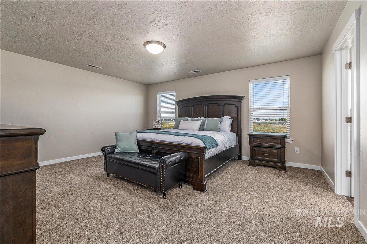 7482 E Edison St, Nampa, Idaho 83687, 5 Bedrooms, 4 Bathrooms, Residential For Sale, Price $549,000, 98991726