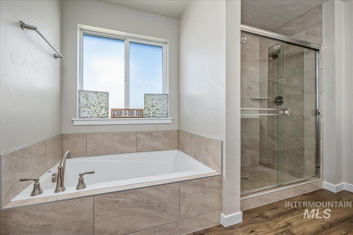 7482 E Edison St, Nampa, Idaho 83687, 5 Bedrooms, 4 Bathrooms, Residential For Sale, Price $549,000, 98991726