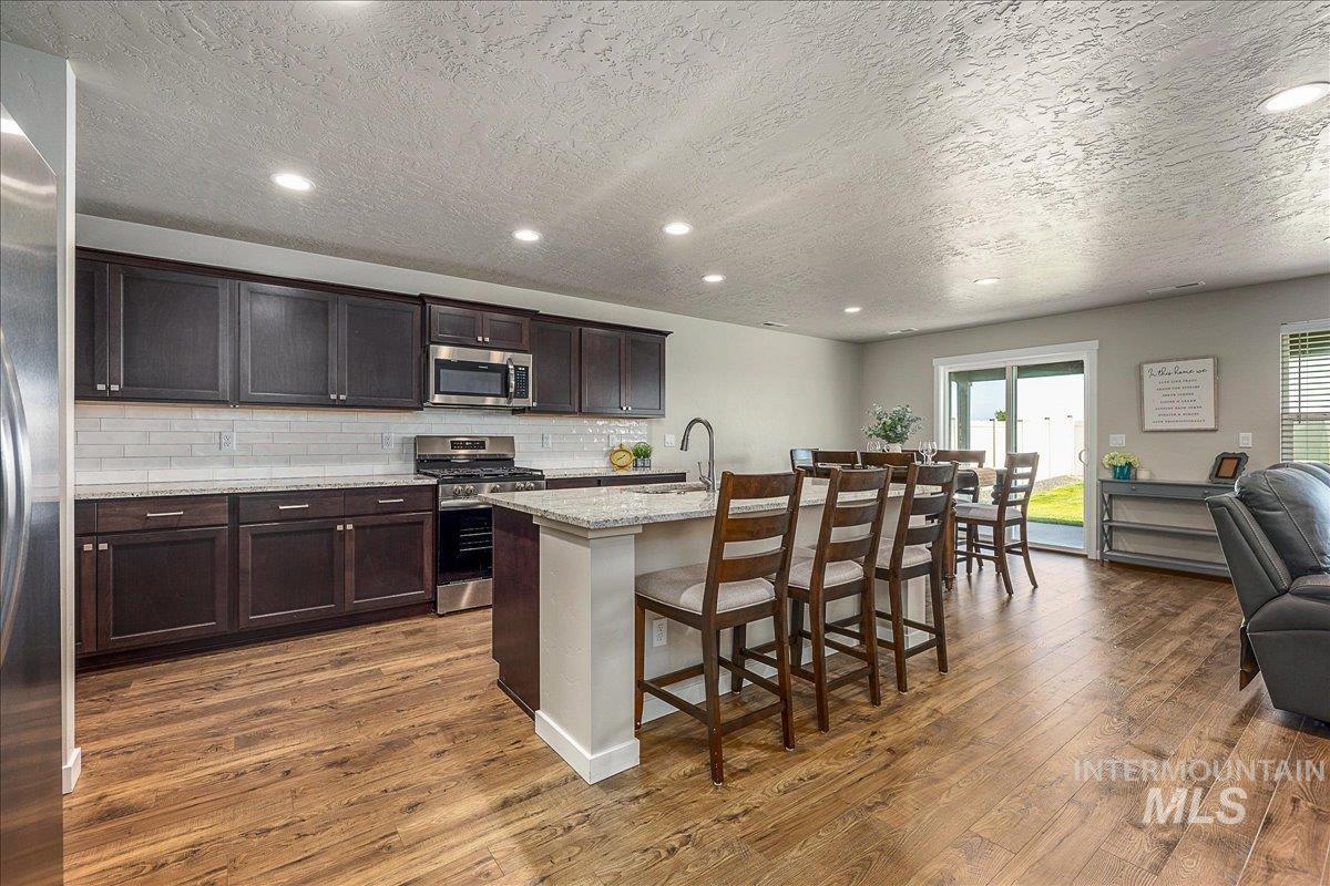 7482 E Edison St, Nampa, Idaho 83687, 5 Bedrooms, 4 Bathrooms, Residential For Sale, Price $549,000, 98991726