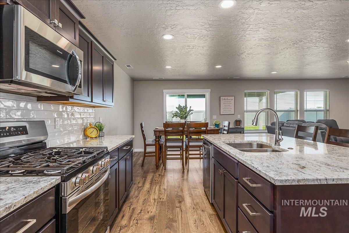 7482 E Edison St, Nampa, Idaho 83687, 5 Bedrooms, 4 Bathrooms, Residential For Sale, Price $549,000, 98991726