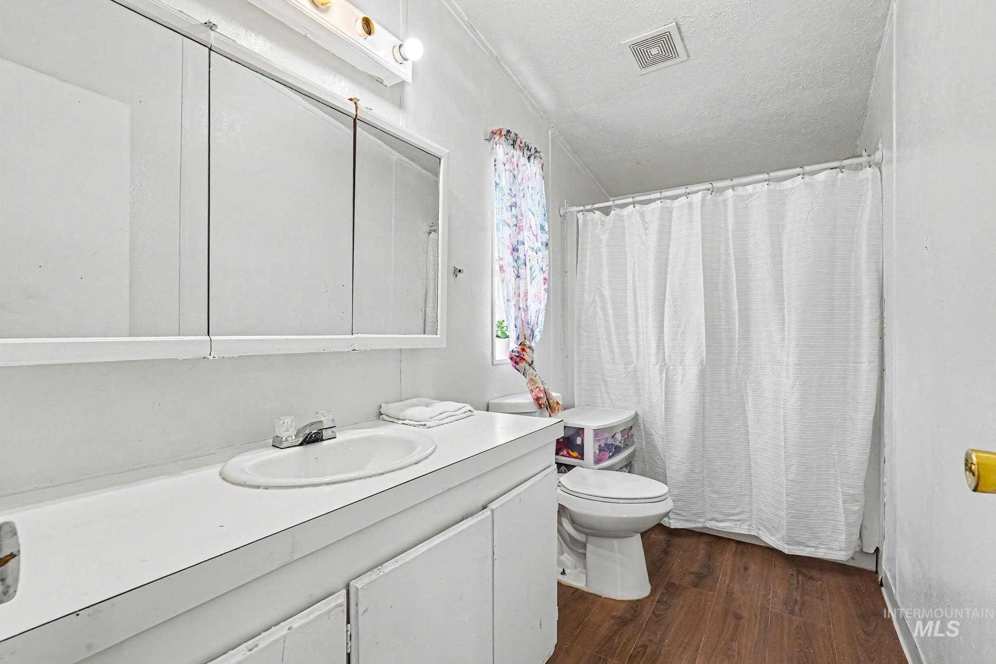 2608 Powderhorn Dr, Caldwell, Idaho 83605, 3 Bedrooms, 2 Bathrooms, Residential For Sale, Price $100,000,MLS 98991727
