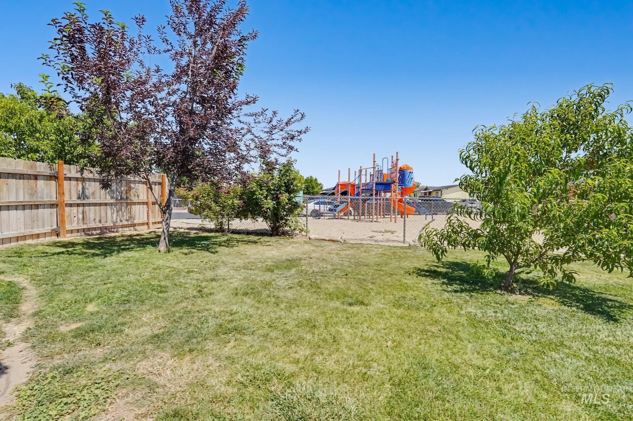 2608 Powderhorn Dr, Caldwell, Idaho 83605, 3 Bedrooms, 2 Bathrooms, Residential For Sale, Price $100,000,MLS 98991727