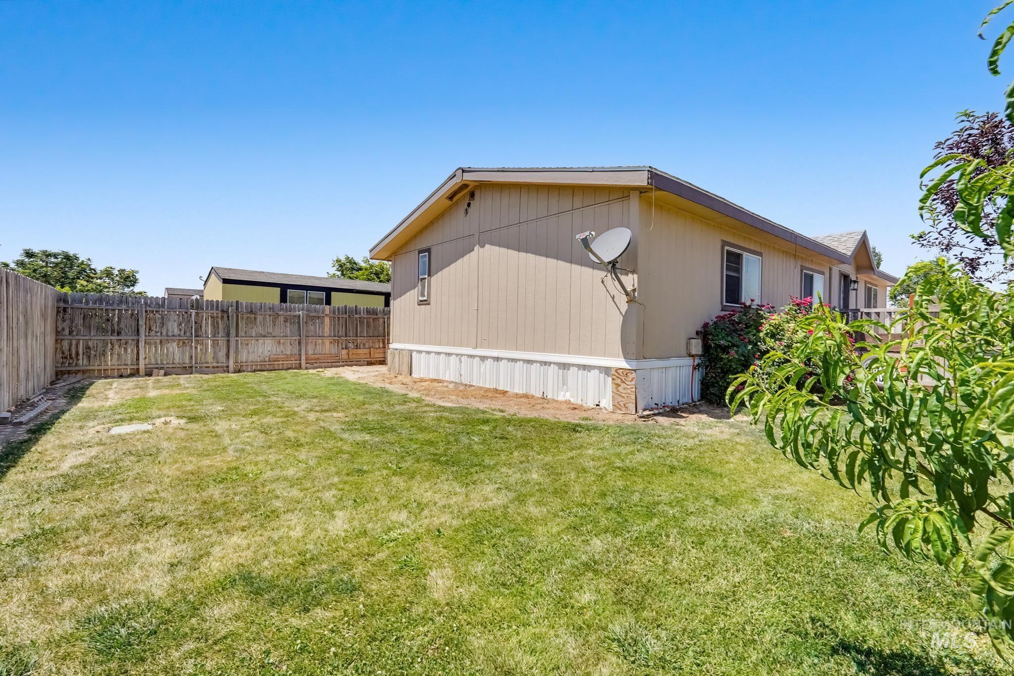 2608 Powderhorn Dr, Caldwell, Idaho 83605, 3 Bedrooms, 2 Bathrooms, Residential For Sale, Price $100,000,MLS 98991727