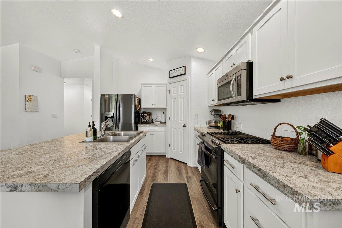 11599 Quincy St, Caldwell, Idaho 83605, 3 Bedrooms, 2 Bathrooms, Residential For Sale, Price $395,000,MLS 98991732