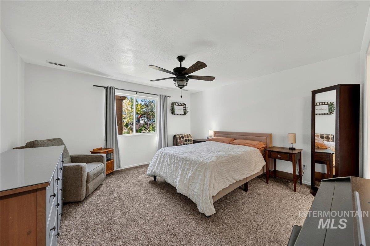 11599 Quincy St, Caldwell, Idaho 83605, 3 Bedrooms, 2 Bathrooms, Residential For Sale, Price $395,000,MLS 98991732