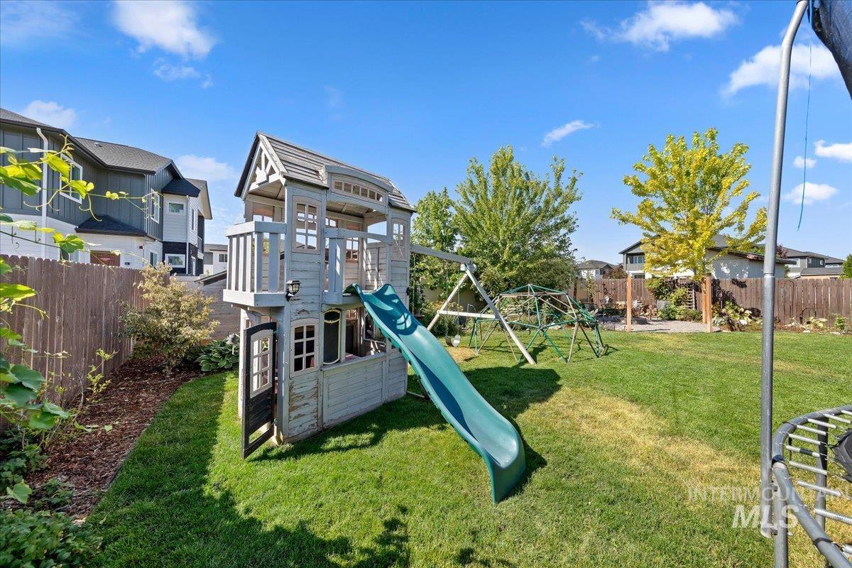 11599 Quincy St, Caldwell, Idaho 83605, 3 Bedrooms, 2 Bathrooms, Residential For Sale, Price $395,000,MLS 98991732