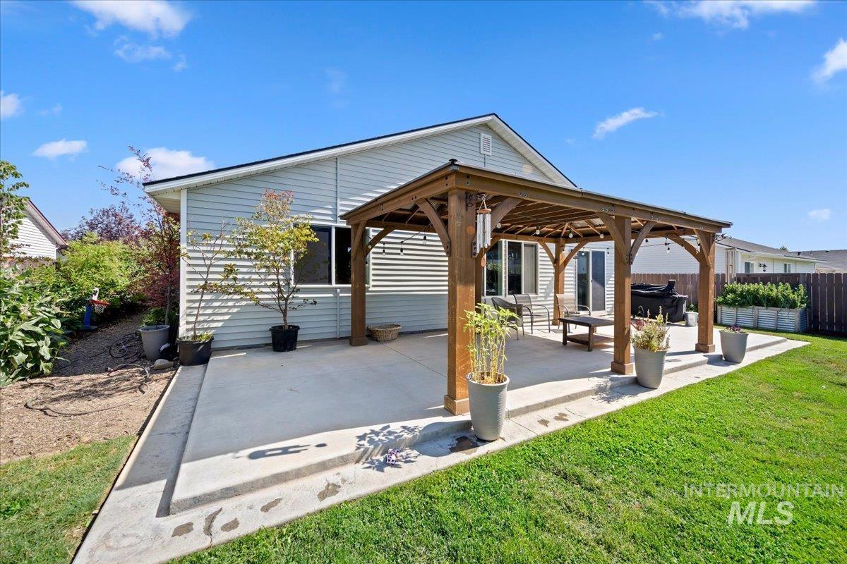 11599 Quincy St, Caldwell, Idaho 83605, 3 Bedrooms, 2 Bathrooms, Residential For Sale, Price $395,000,MLS 98991732