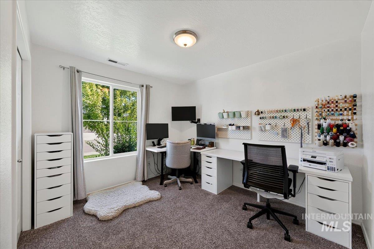 11599 Quincy St, Caldwell, Idaho 83605, 3 Bedrooms, 2 Bathrooms, Residential For Sale, Price $395,000,MLS 98991732