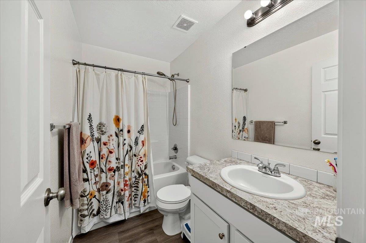 11599 Quincy St, Caldwell, Idaho 83605, 3 Bedrooms, 2 Bathrooms, Residential For Sale, Price $395,000,MLS 98991732