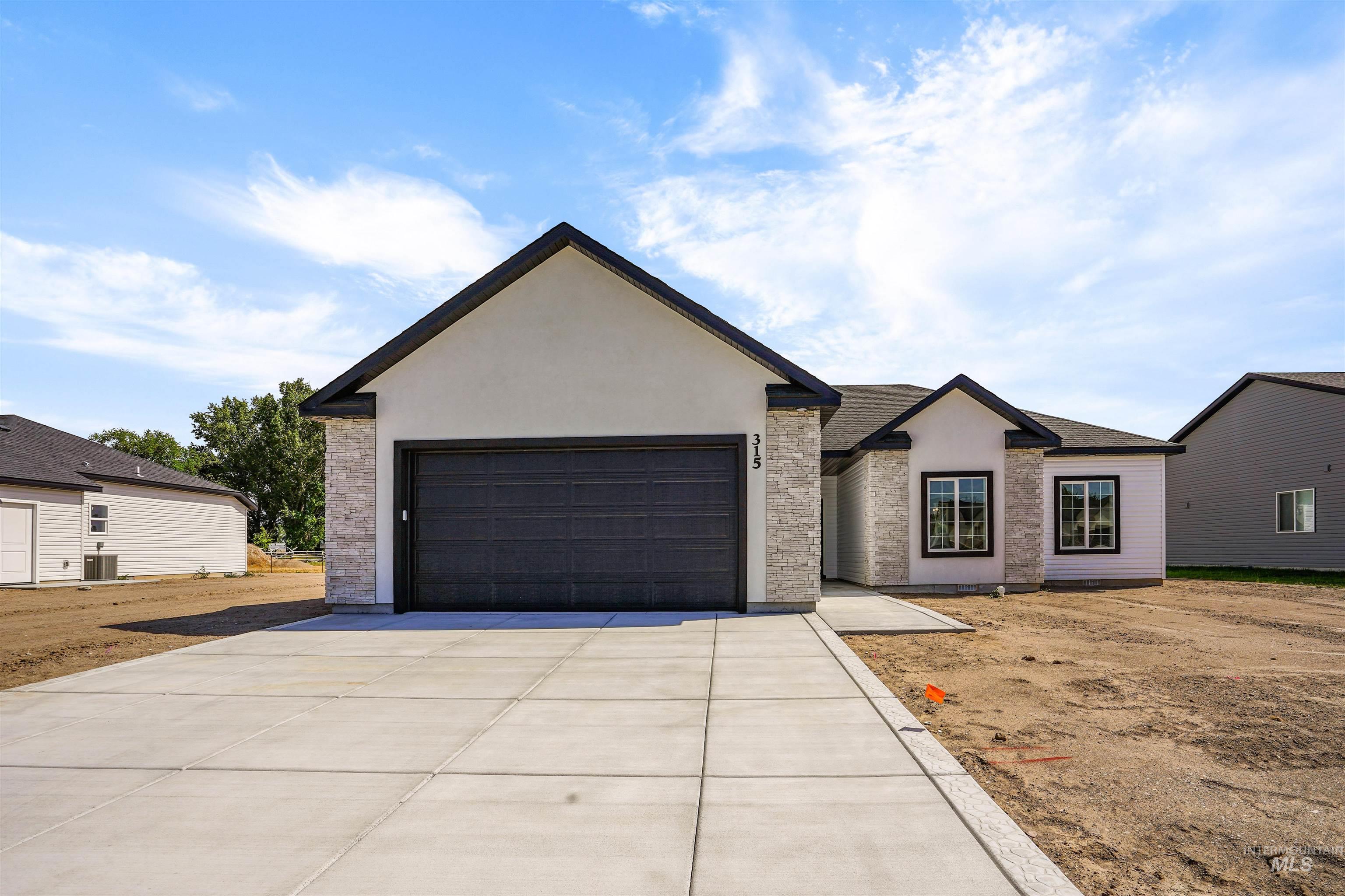 315 New Haven St, Rupert, Idaho 83350, 3 Bedrooms, 2 Bathrooms, Residential For Sale, Price $364,000,MLS 98991733