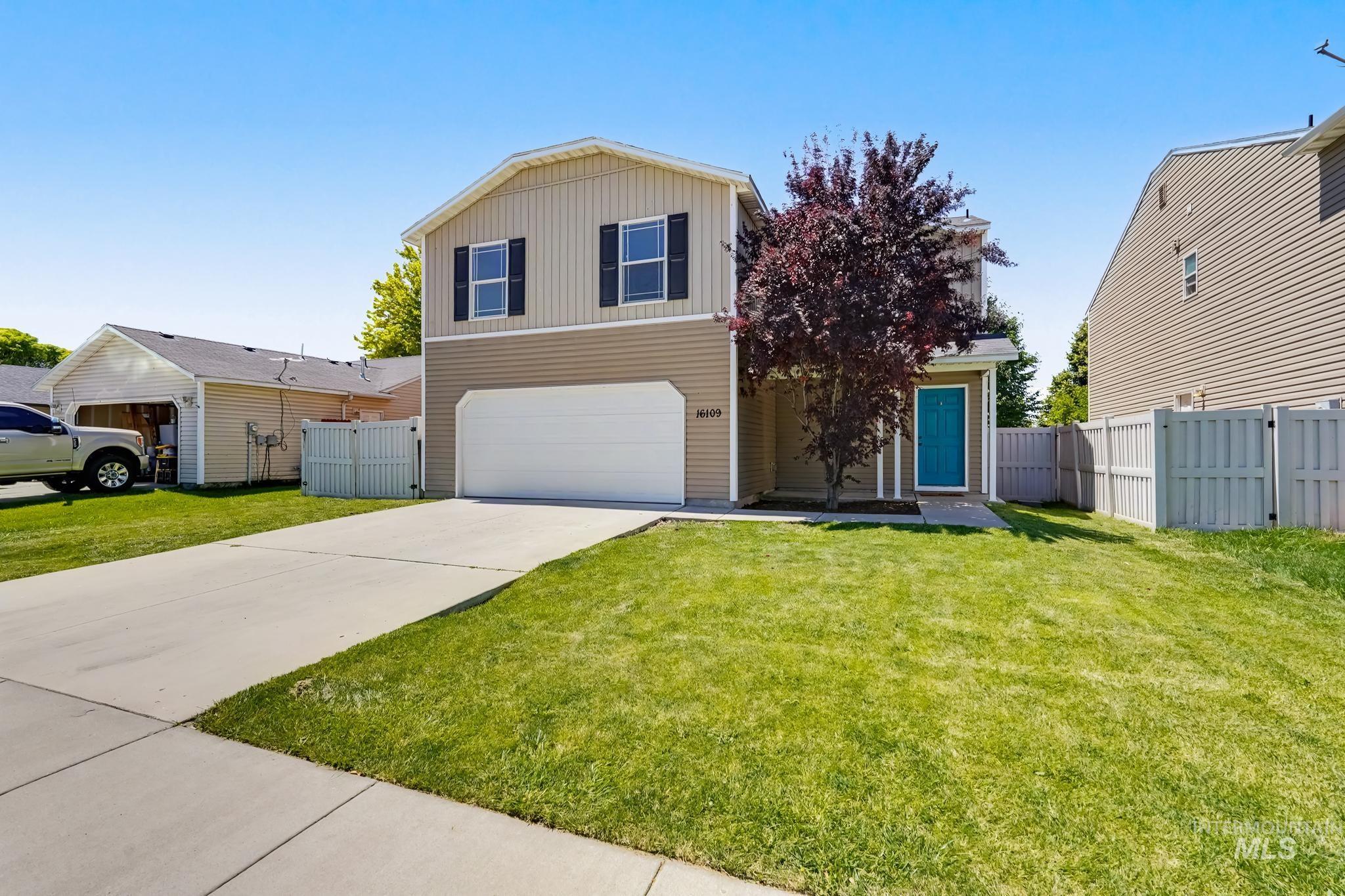 16109 Sunnyfield, Caldwell, Idaho 83607, 3 Bedrooms, 2.5 Bathrooms, Residential For Sale, Price $355,000,MLS 98991735