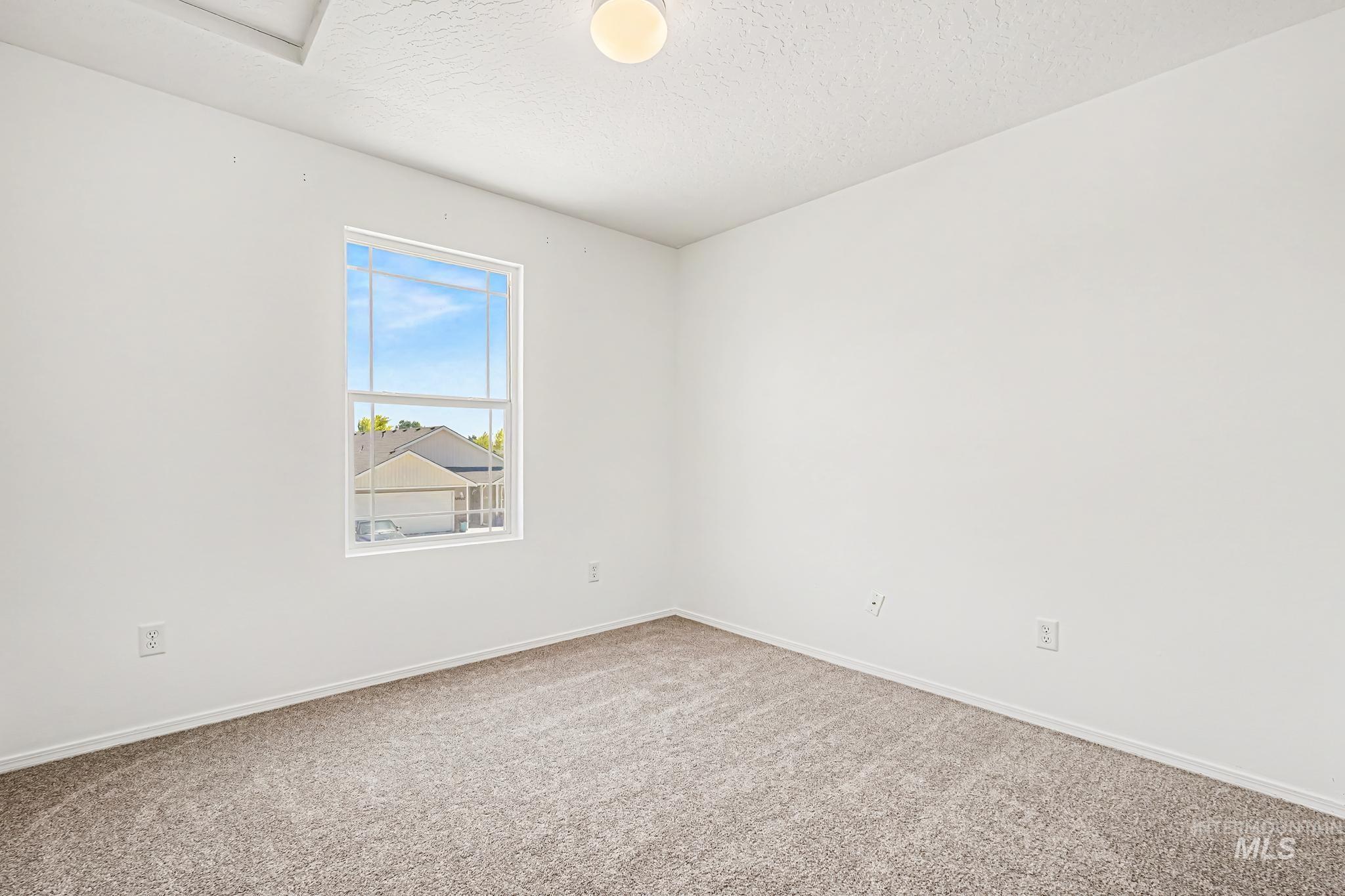 16109 Sunnyfield, Caldwell, Idaho 83607, 3 Bedrooms, 2.5 Bathrooms, Residential For Sale, Price $355,000,MLS 98991735