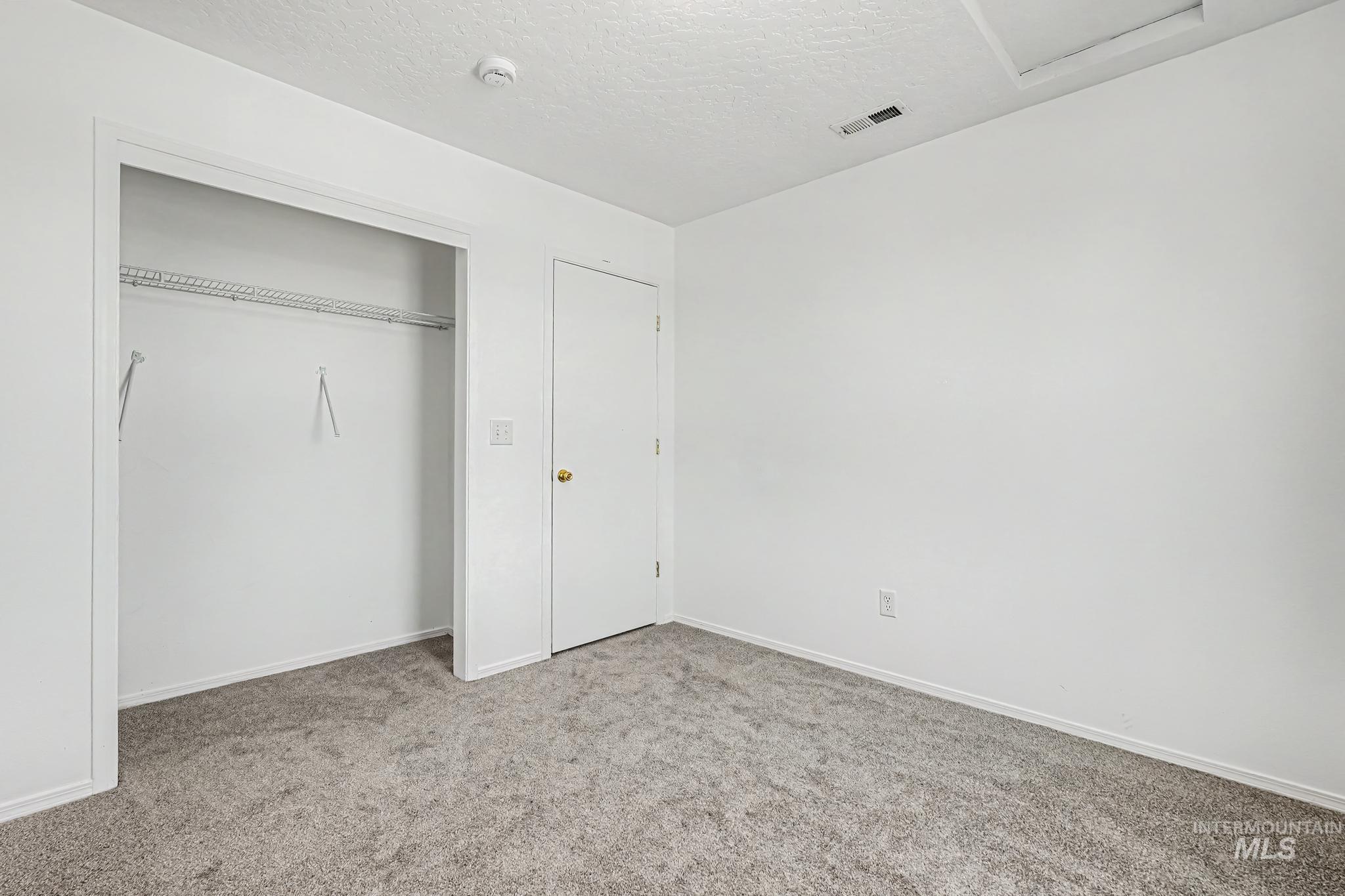 16109 Sunnyfield, Caldwell, Idaho 83607, 3 Bedrooms, 2.5 Bathrooms, Residential For Sale, Price $355,000,MLS 98991735