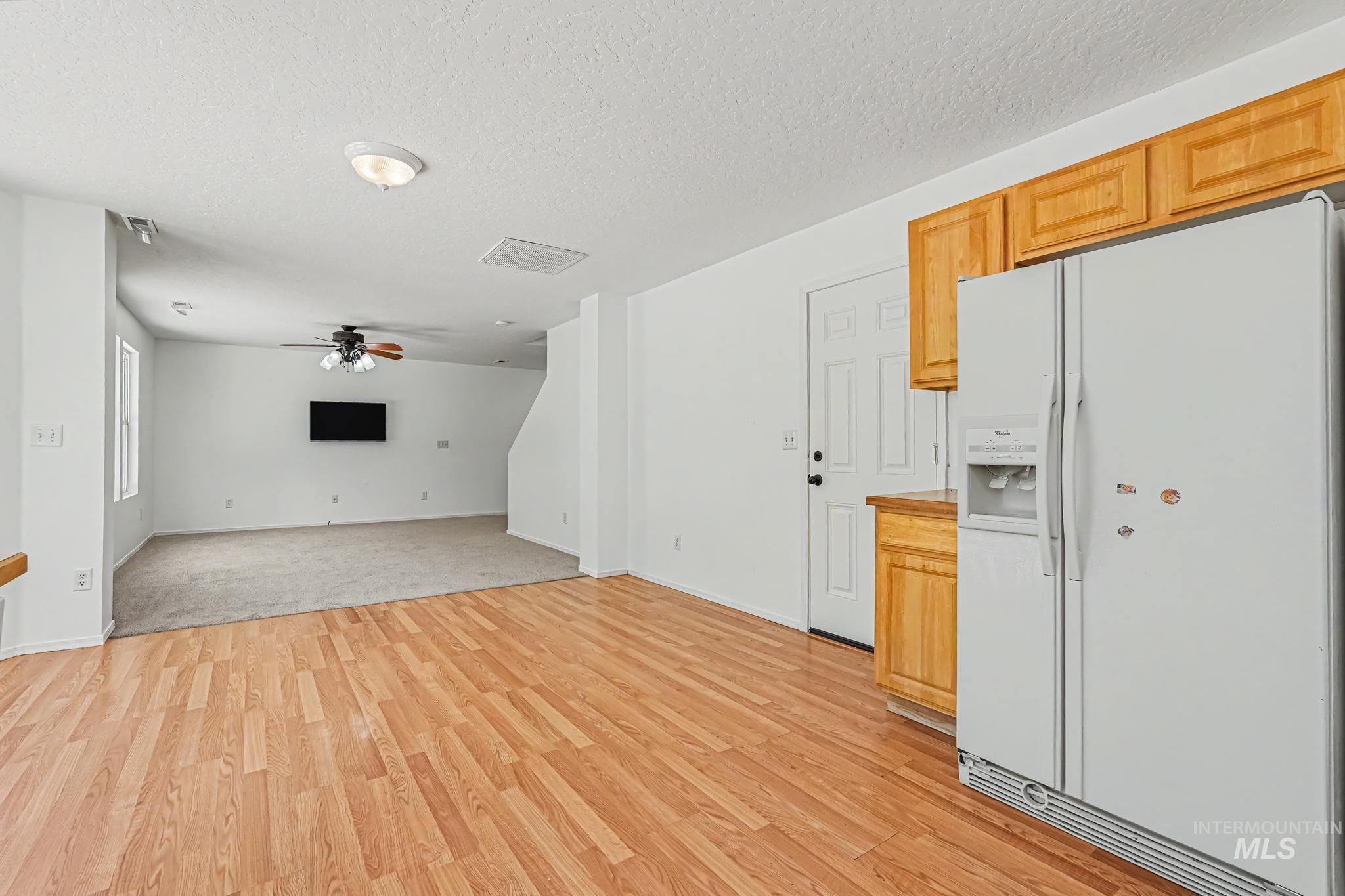 16109 Sunnyfield, Caldwell, Idaho 83607, 3 Bedrooms, 2.5 Bathrooms, Residential For Sale, Price $355,000,MLS 98991735
