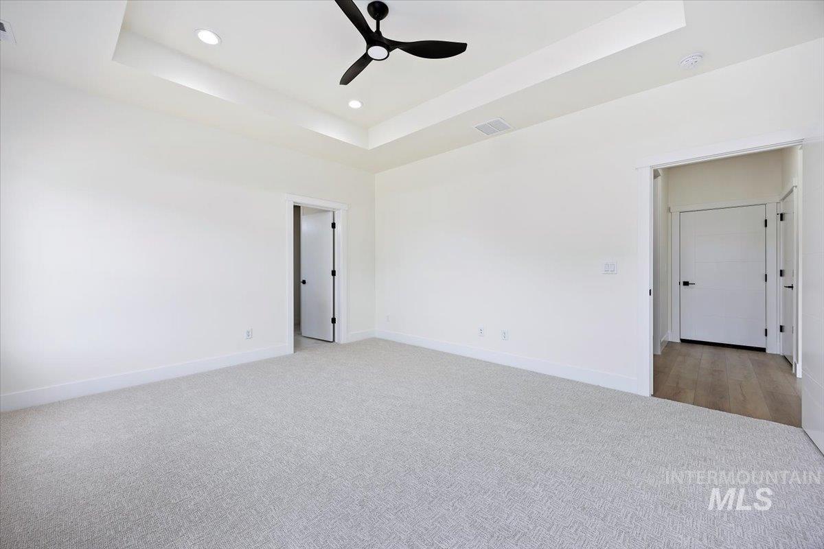 1516 Tule Dr., Twin Falls, Idaho 83301, 4 Bedrooms, 2.5 Bathrooms, Residential For Sale, Price $539,999,MLS 98991737