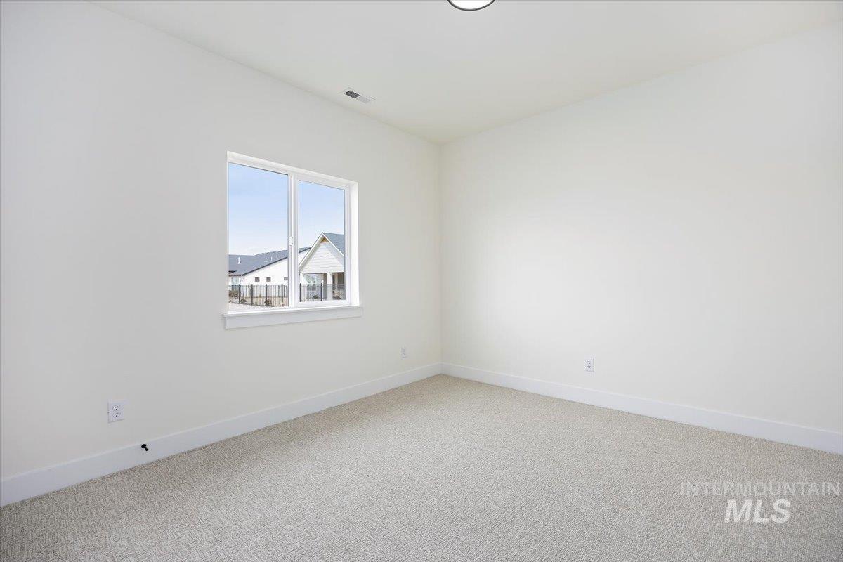 1516 Tule Dr., Twin Falls, Idaho 83301, 4 Bedrooms, 2.5 Bathrooms, Residential For Sale, Price $539,999,MLS 98991737