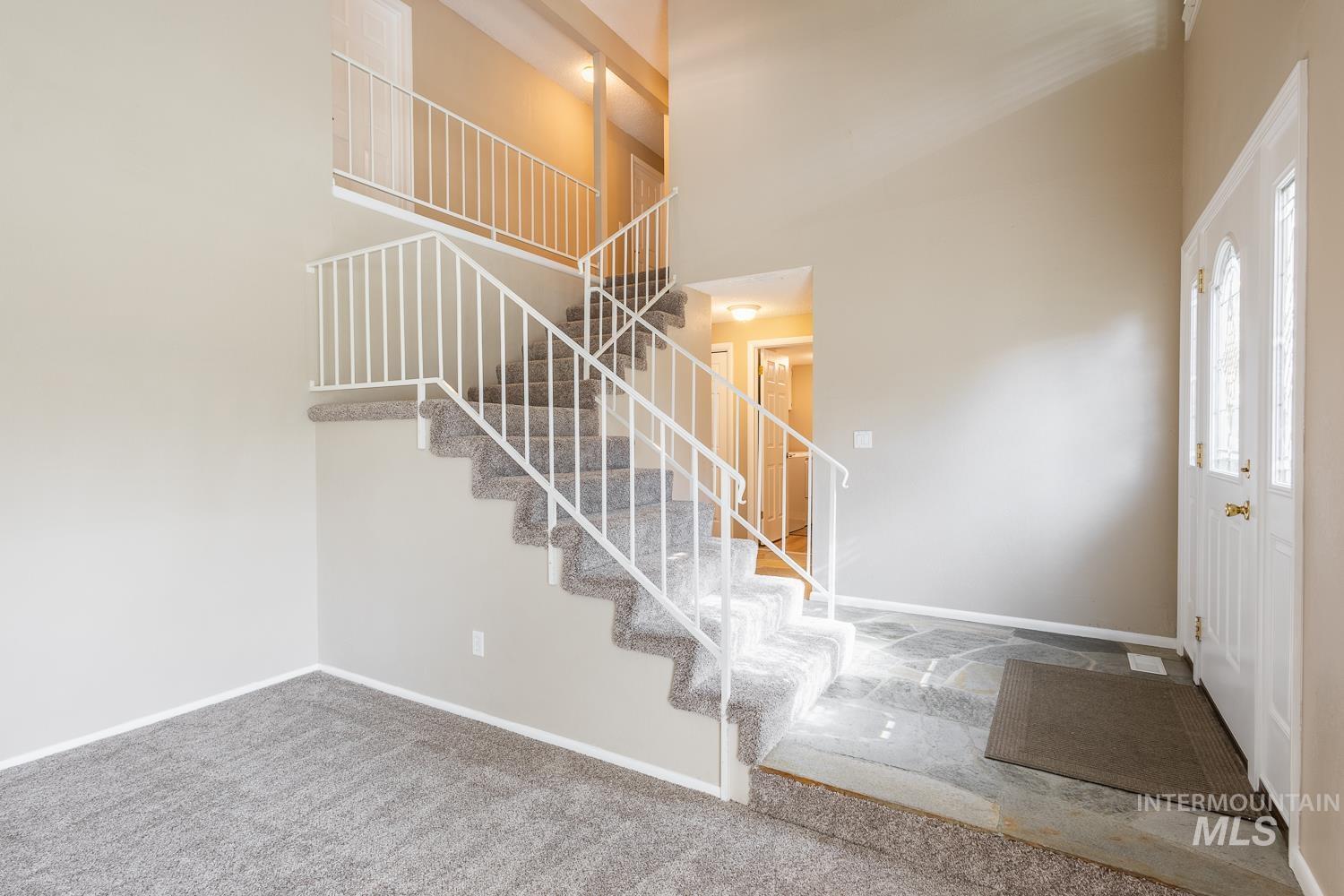 5267 N Marcliffe Ave, Boise, Idaho 83704, 4 Bedrooms, 2.5 Bathrooms, Residential For Sale, Price $579,900,MLS 98991740