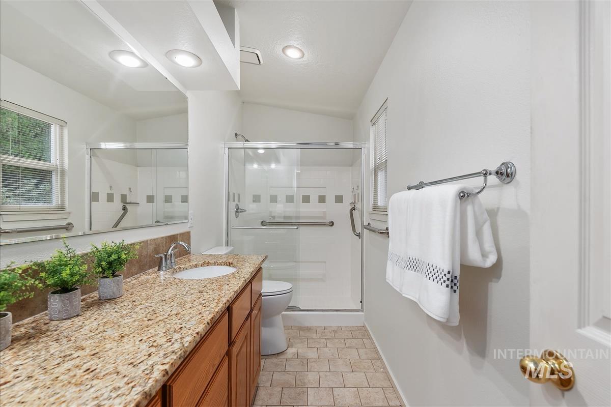 1468 E Bishop Dr., Eagle, Idaho 83616, 3 Bedrooms, 2 Bathrooms, Residential For Sale, Price $525,000, 98991742