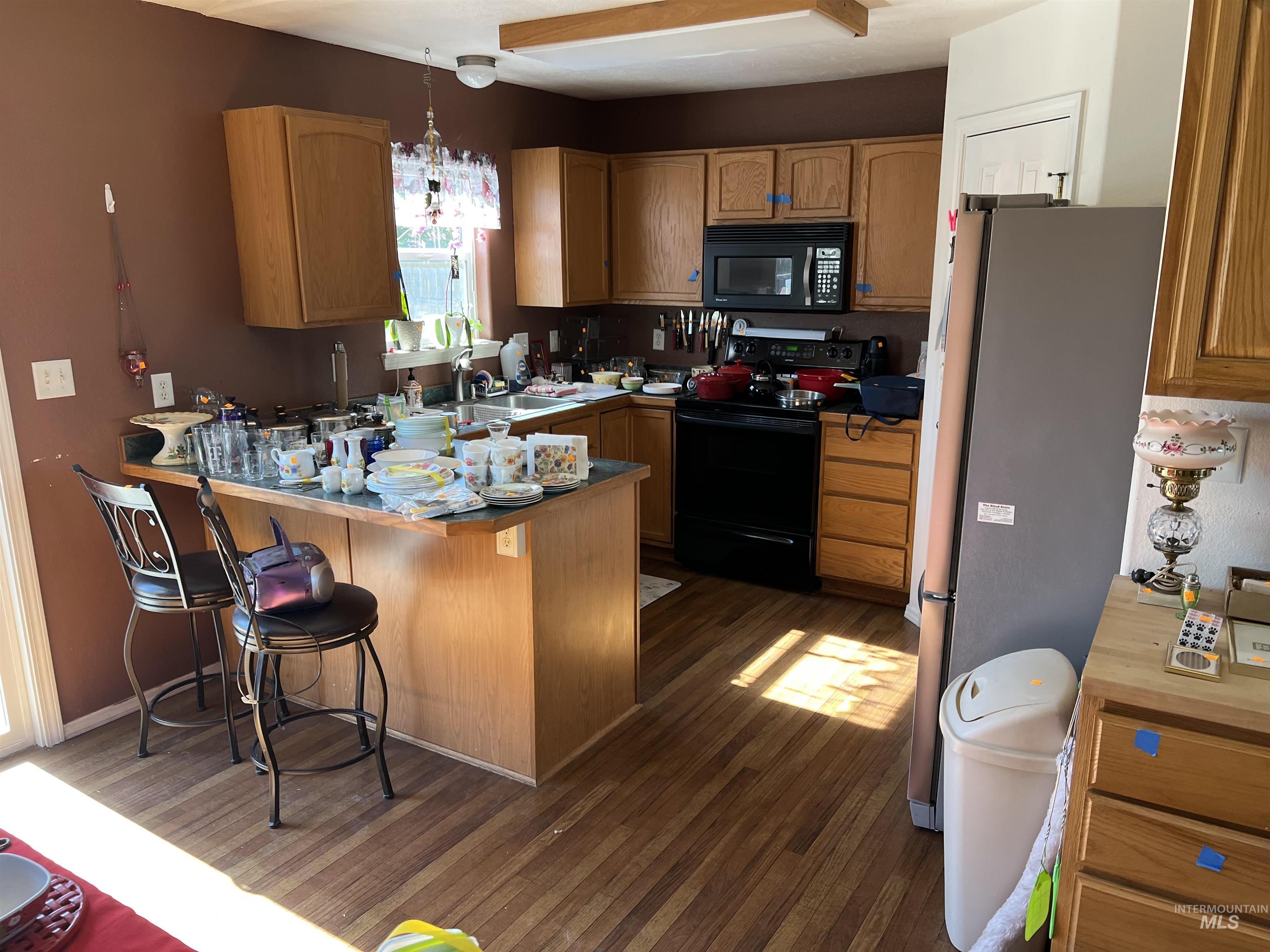 1463 Wrangler, Twin Falls, Idaho 83301, 3 Bedrooms, 2 Bathrooms, Residential For Sale, Price $325,000, 98991745