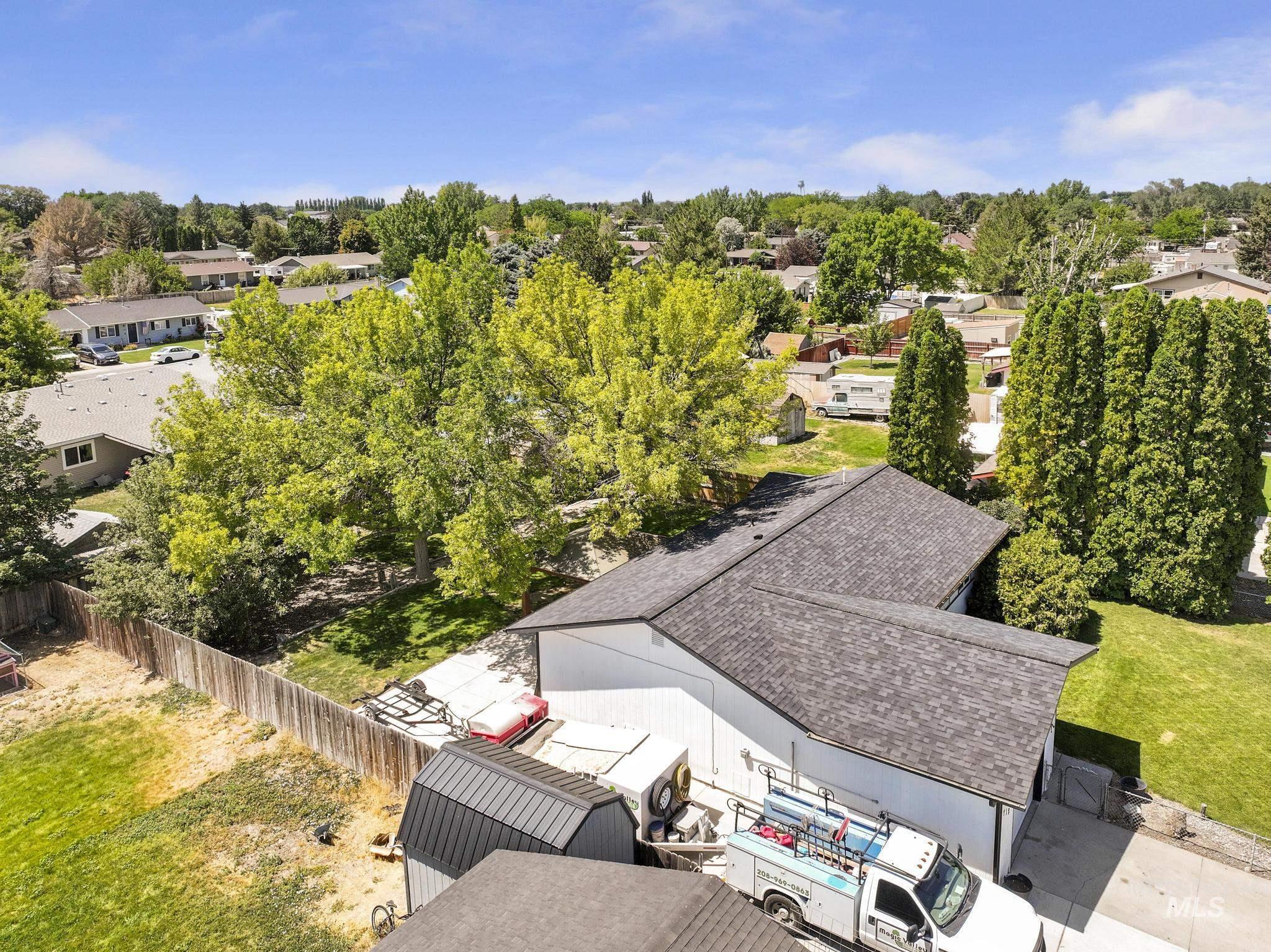 712 Locust St., Kimberly, Idaho 83341, 3 Bedrooms, 1 Bathroom, Residential For Sale, Price $305,000,MLS 98991746