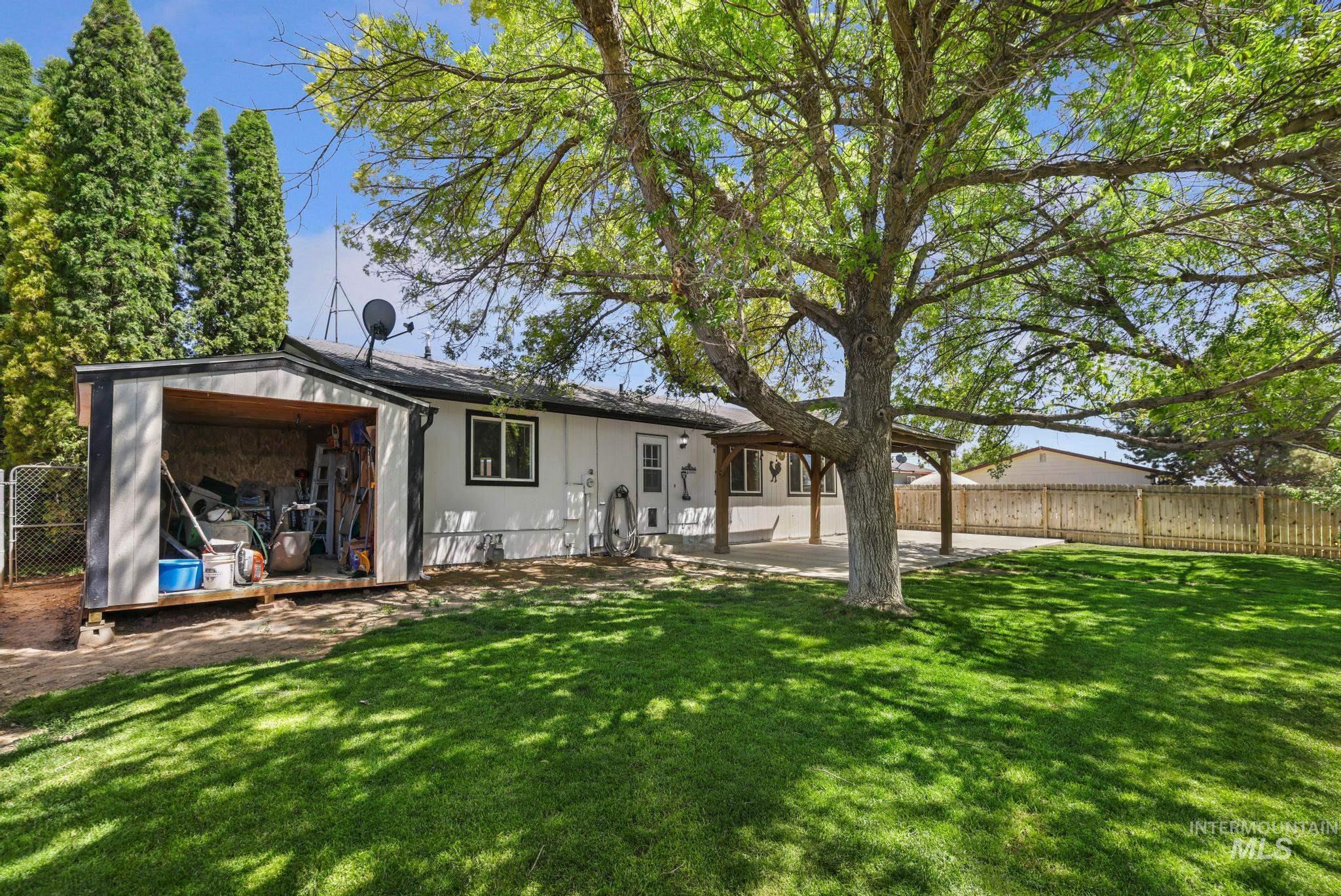 712 Locust St., Kimberly, Idaho 83341, 3 Bedrooms, 1 Bathroom, Residential For Sale, Price $305,000,MLS 98991746