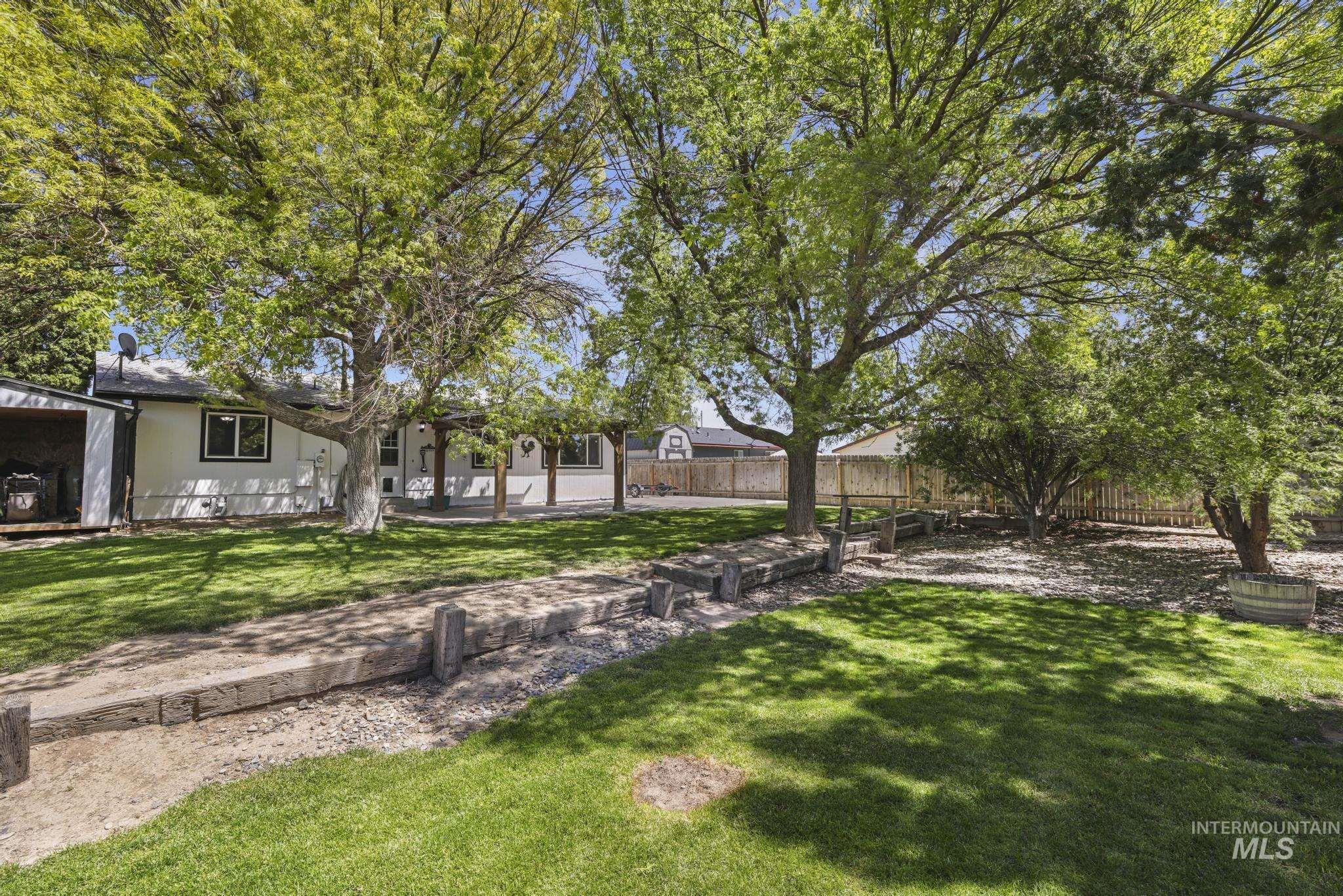 712 Locust St., Kimberly, Idaho 83341, 3 Bedrooms, 1 Bathroom, Residential For Sale, Price $305,000,MLS 98991746