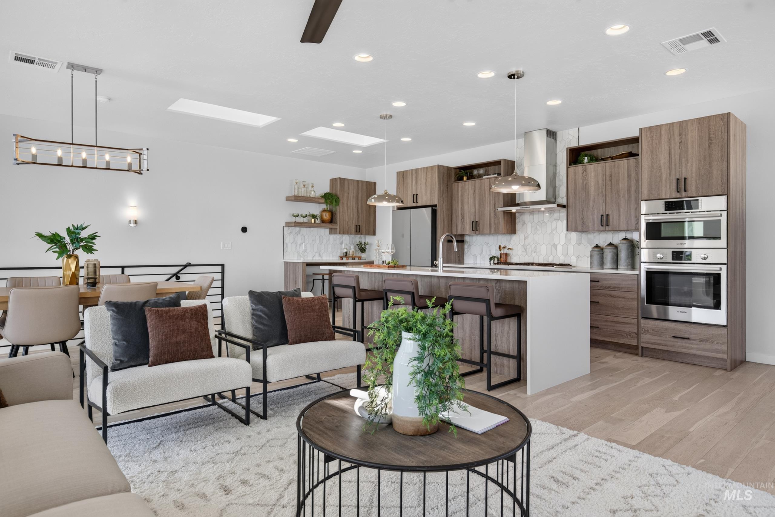 1246 E Echelon Ridge Ln, Boise, Idaho 83716, 3 Bedrooms, 2.5 Bathrooms, Residential For Sale, Price $699,900, 98991747
