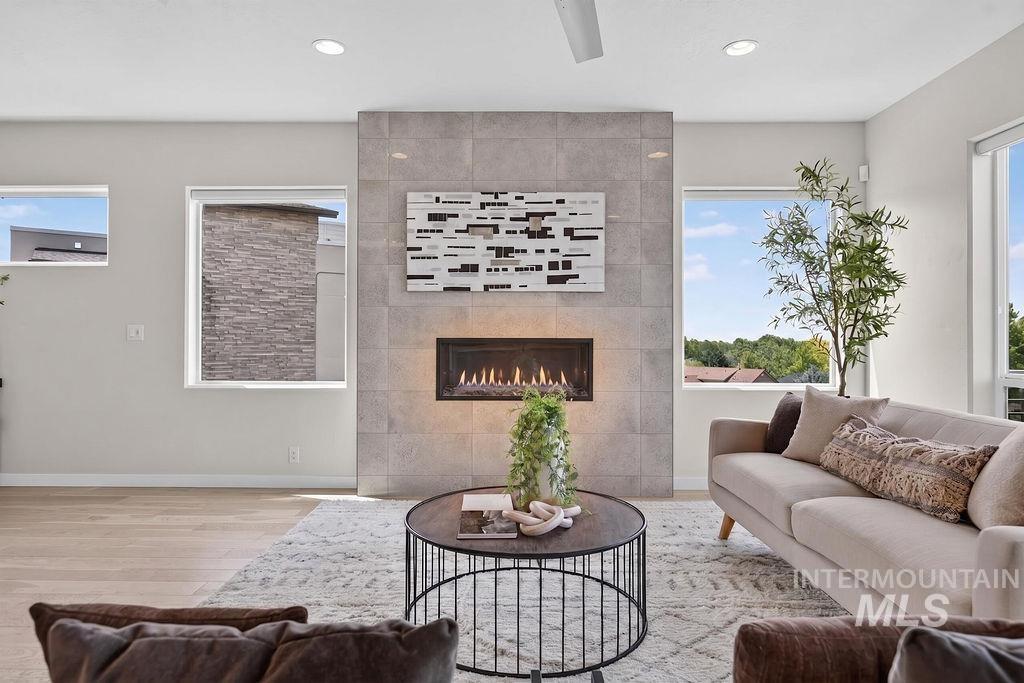 1246 E Echelon Ridge Ln, Boise, Idaho 83716, 3 Bedrooms, 2.5 Bathrooms, Residential For Sale, Price $699,900, 98991747