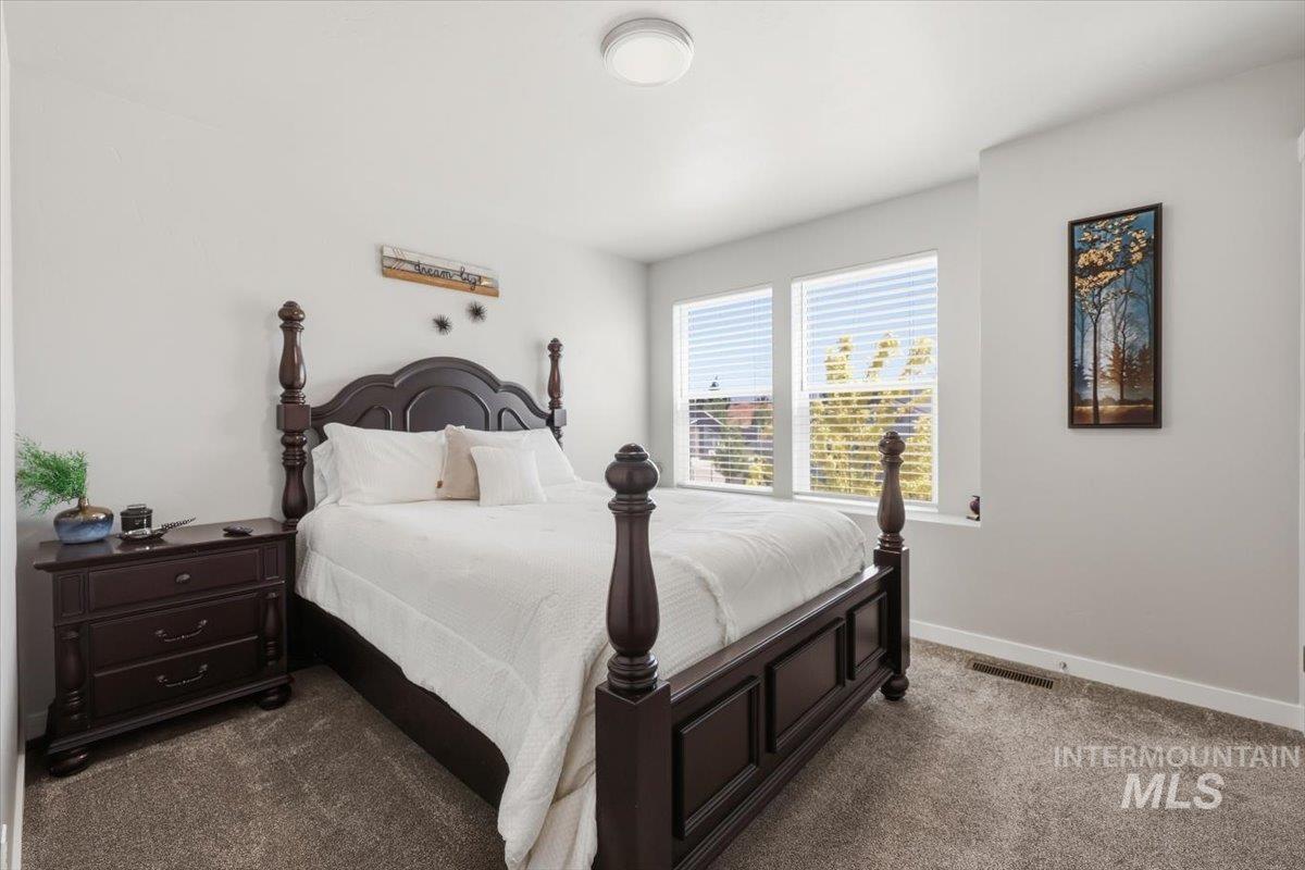941 S Wavetrain, Boise, Idaho 83709-0000, 2 Bedrooms, 1.5 Bathrooms, Residential For Sale, Price $329,900, 98991751