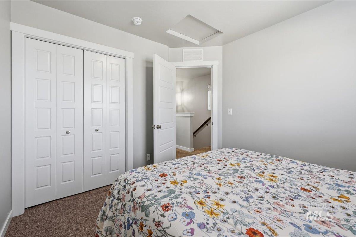 941 S Wavetrain, Boise, Idaho 83709-0000, 2 Bedrooms, 1.5 Bathrooms, Residential For Sale, Price $329,900, 98991751