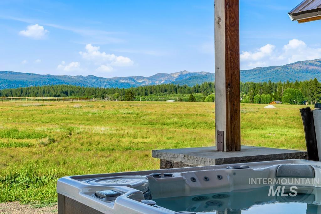 14108 Piper Lane, McCall, Idaho 83638, 4 Bedrooms, 5 Bathrooms, Residential For Sale, Price $2,499,000, 98991752