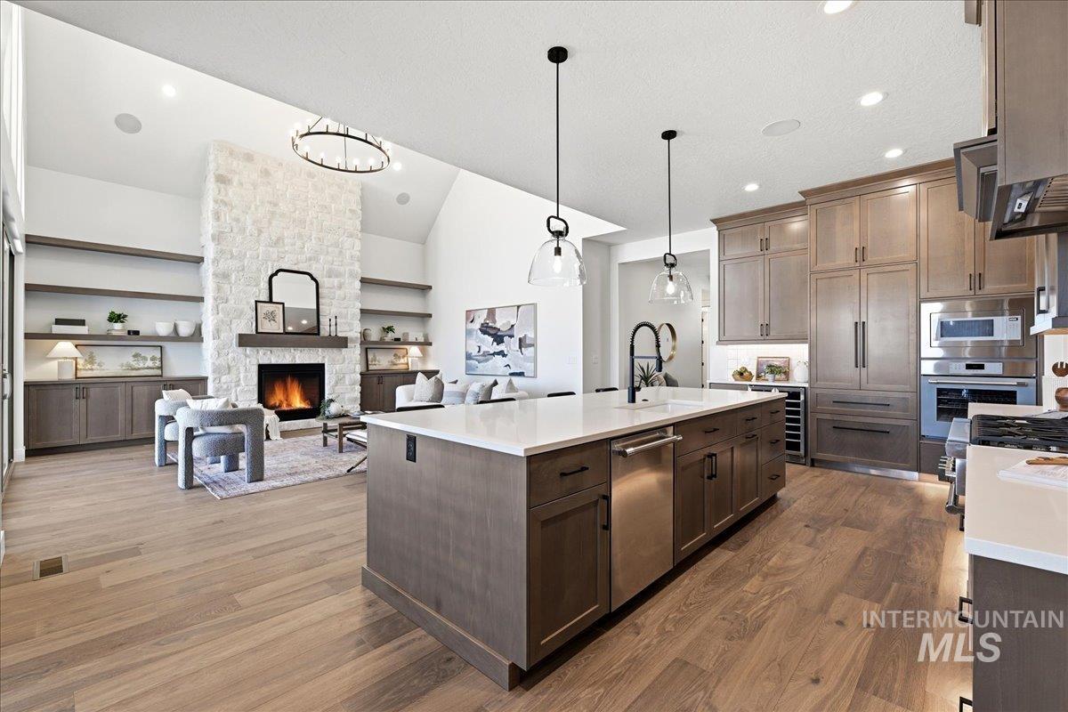 5431 W Haughburn Dr, Eagle, Idaho 83616, 3 Bedrooms, 2.5 Bathrooms, Residential For Sale, Price $1,099,000,MLS 98991753