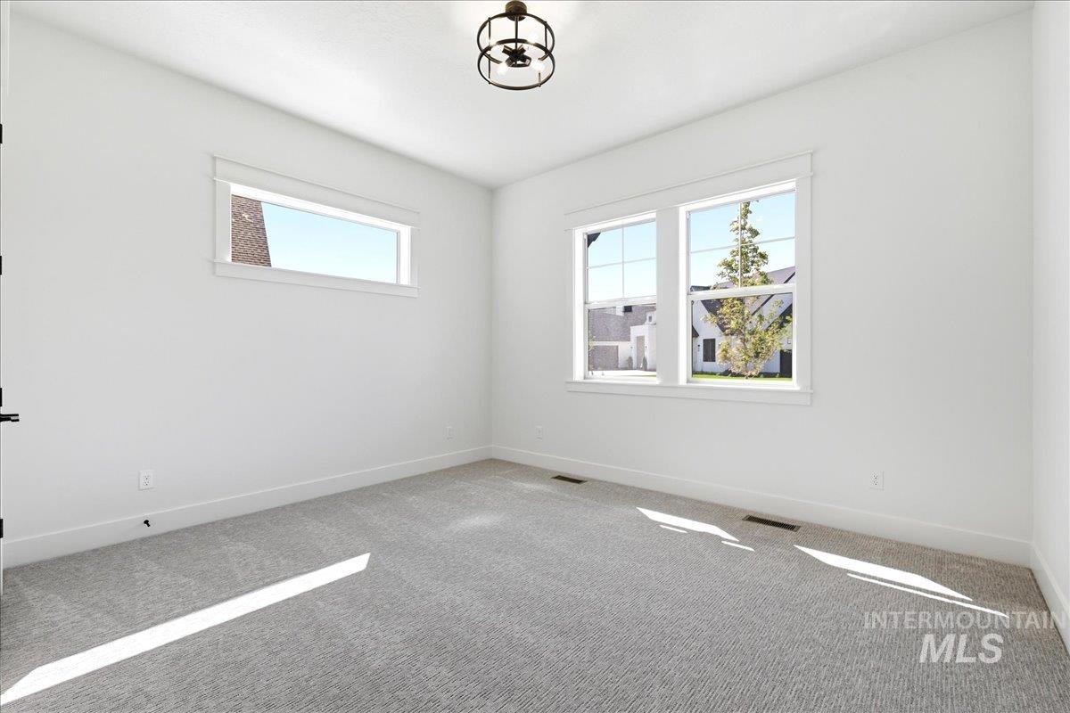 5431 W Haughburn Dr, Eagle, Idaho 83616, 3 Bedrooms, 2.5 Bathrooms, Residential For Sale, Price $1,099,000,MLS 98991753