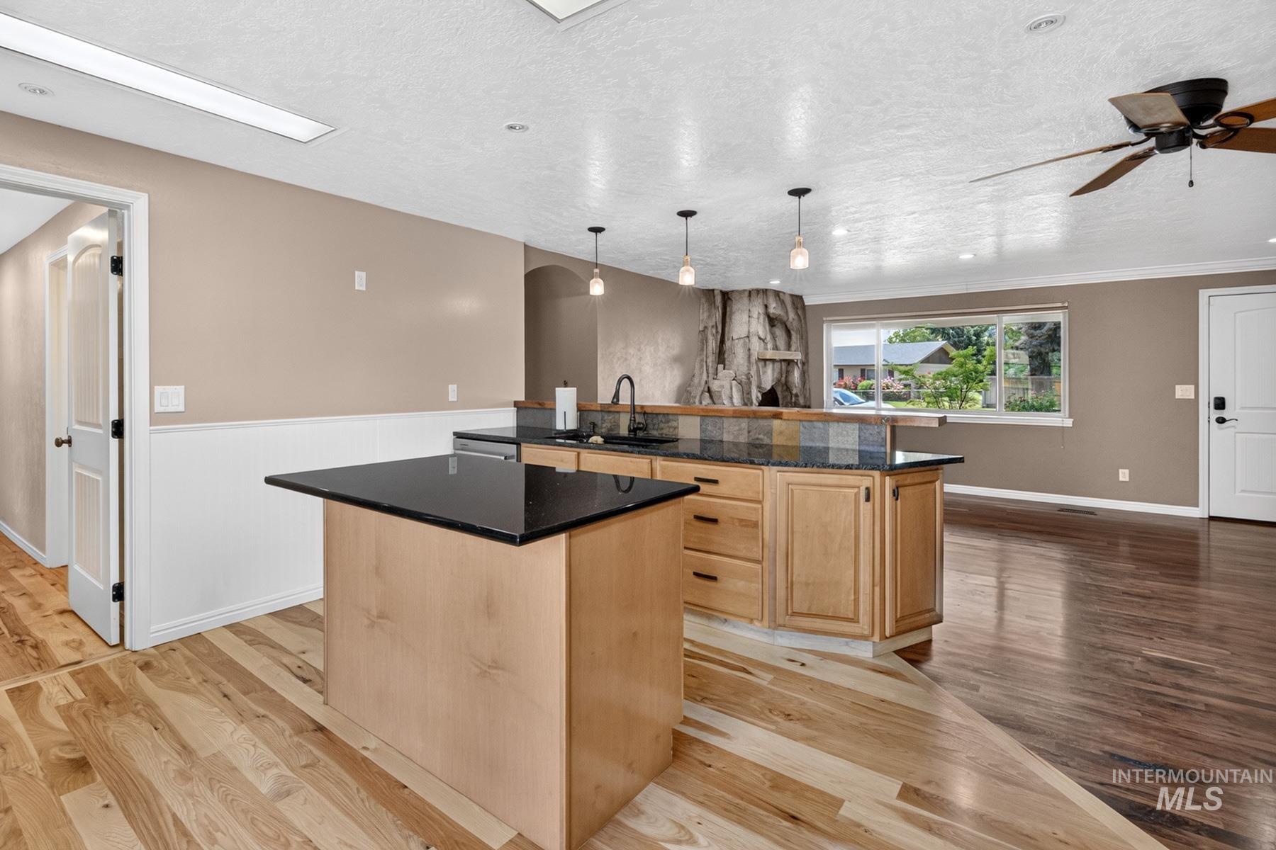 9622 W Delaware St, Boise, Idaho 83709, 3 Bedrooms, 2 Bathrooms, Residential For Sale, Price $639,000, 98991754