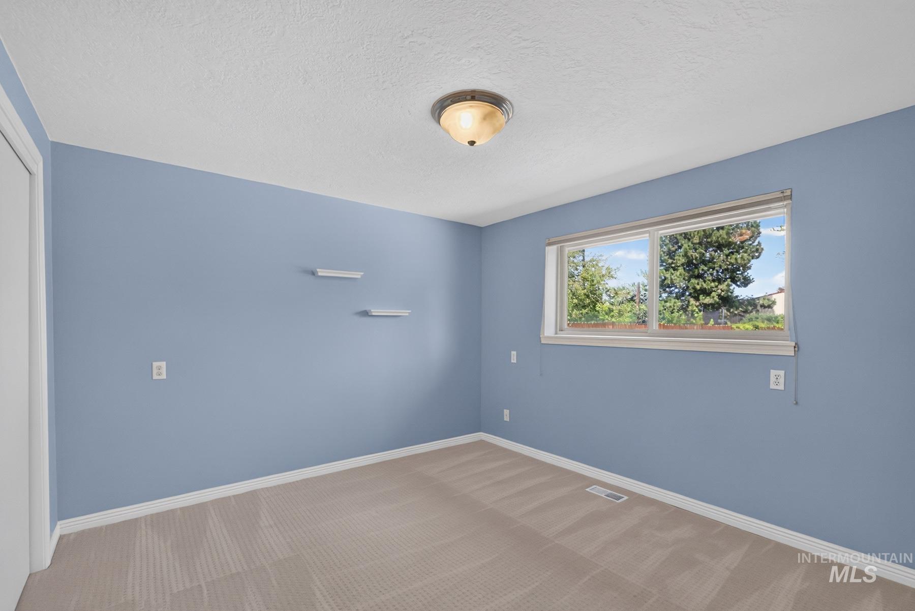 9622 W Delaware St, Boise, Idaho 83709, 3 Bedrooms, 2 Bathrooms, Residential For Sale, Price $639,000, 98991754