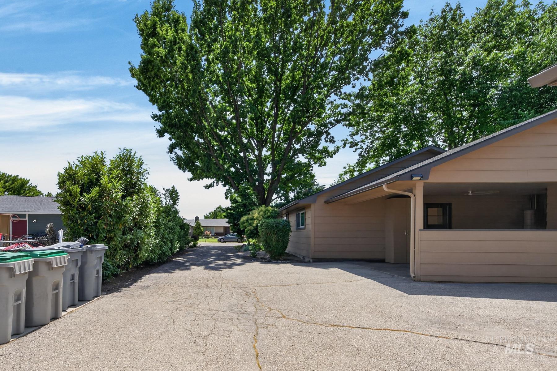 9622 W Delaware St, Boise, Idaho 83709, 3 Bedrooms, 2 Bathrooms, Residential For Sale, Price $639,000, 98991754