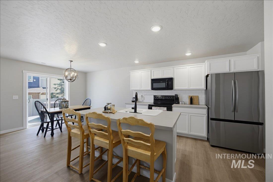 2765 E Jasmine St, Meridian, Idaho 83646, 3 Bedrooms, 2.5 Bathrooms, Residential For Sale, Price $419,000, 98991757