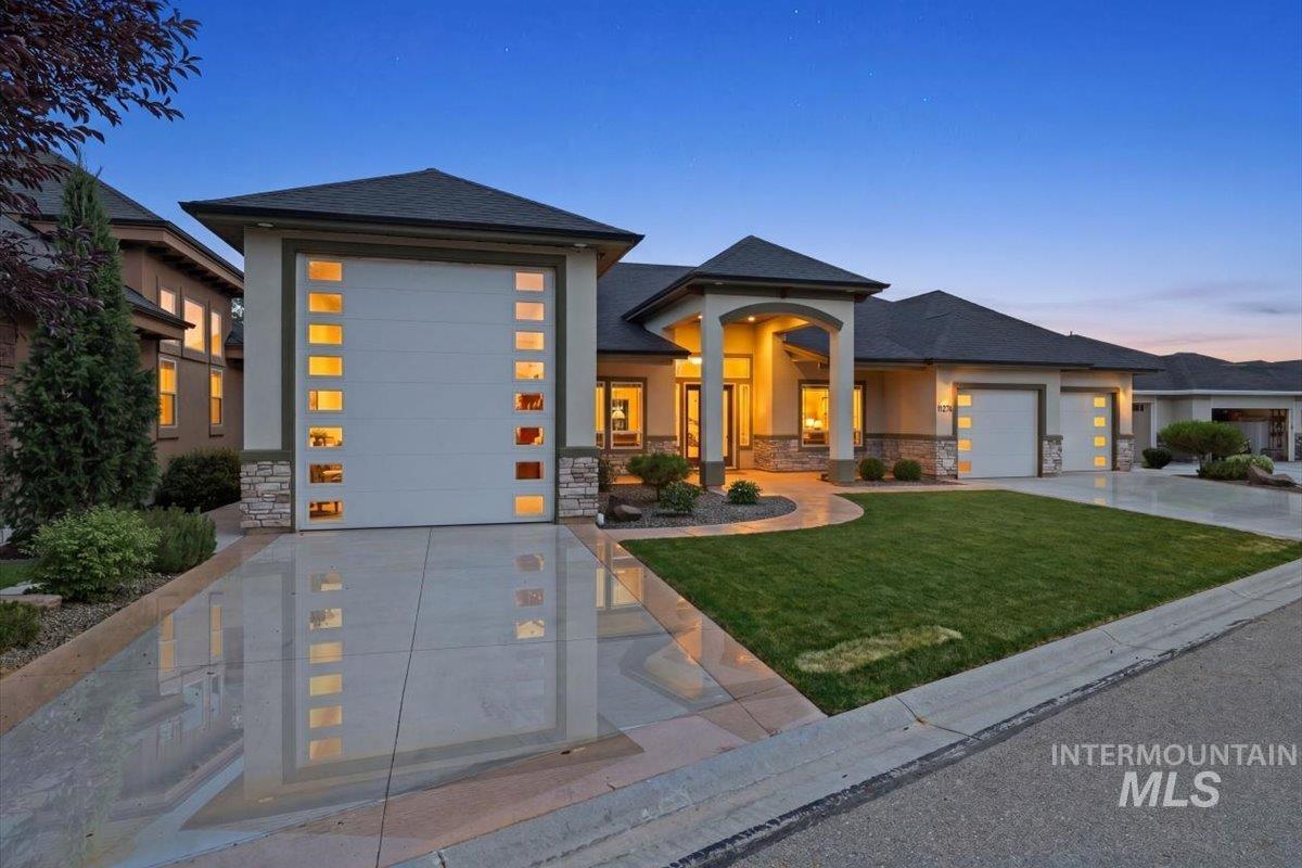11274 W Royal Ridge Ct, Nampa, Idaho 83686, 4 Bedrooms, 3 Bathrooms, Residential For Sale, Price $975,000,MLS 98991760
