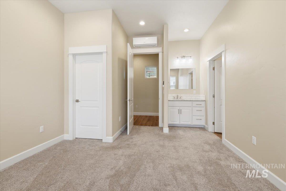 11274 W Royal Ridge Ct, Nampa, Idaho 83686, 4 Bedrooms, 3 Bathrooms, Residential For Sale, Price $975,000,MLS 98991760