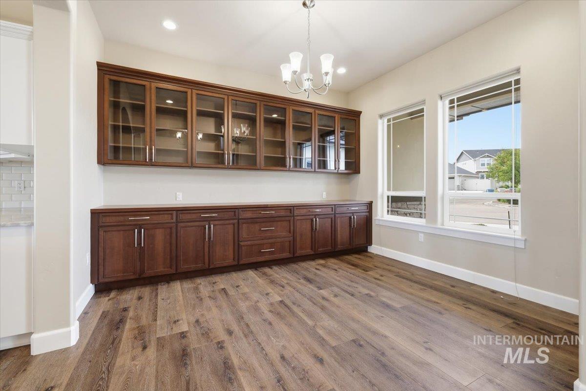 11274 W Royal Ridge Ct, Nampa, Idaho 83686, 4 Bedrooms, 3 Bathrooms, Residential For Sale, Price $975,000,MLS 98991760