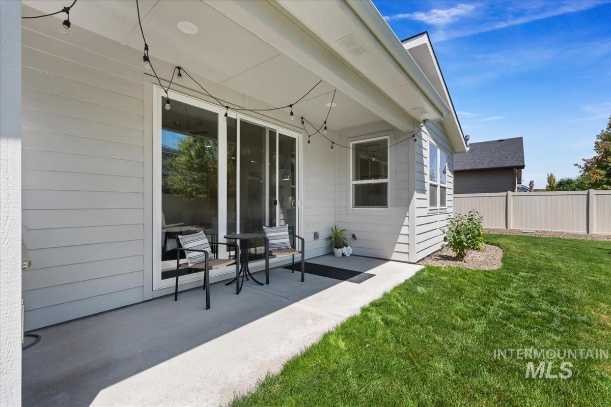 1495 W Fluorite St, Kuna, Idaho 83634, 3 Bedrooms, 2.5 Bathrooms, Residential For Sale, Price $589,000, 98991761