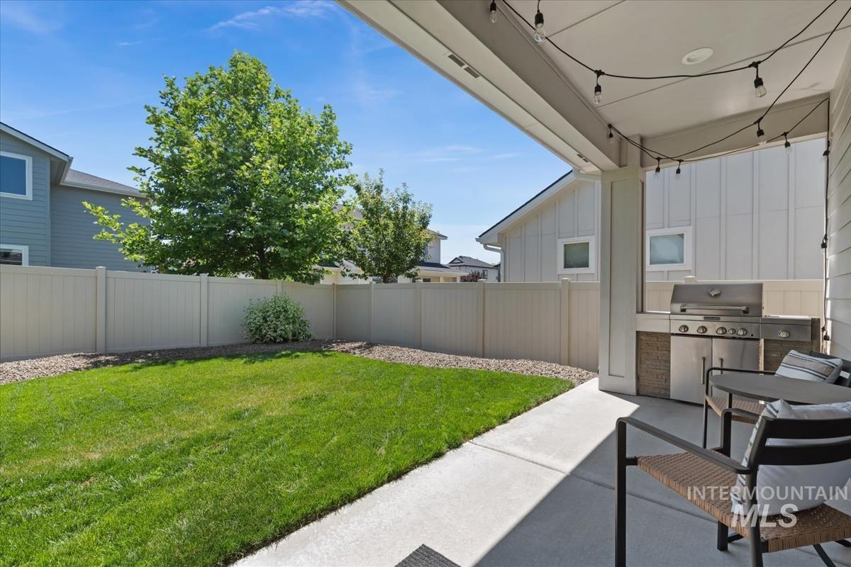 1495 W Fluorite St, Kuna, Idaho 83634, 3 Bedrooms, 2.5 Bathrooms, Residential For Sale, Price $589,000, 98991761