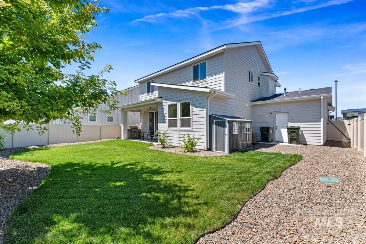1495 W Fluorite St, Kuna, Idaho 83634, 3 Bedrooms, 2.5 Bathrooms, Residential For Sale, Price $589,000, 98991761